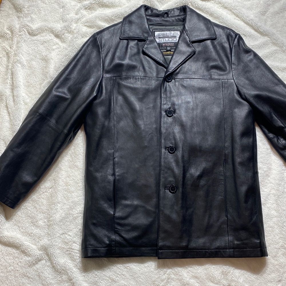 Wilson’s pelle studio 4 button thinsulate lined leather coat.